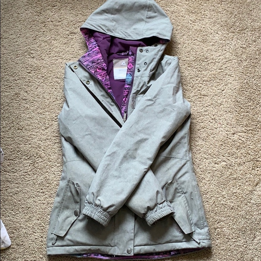 Aperture women’s snowboard/ski jacket